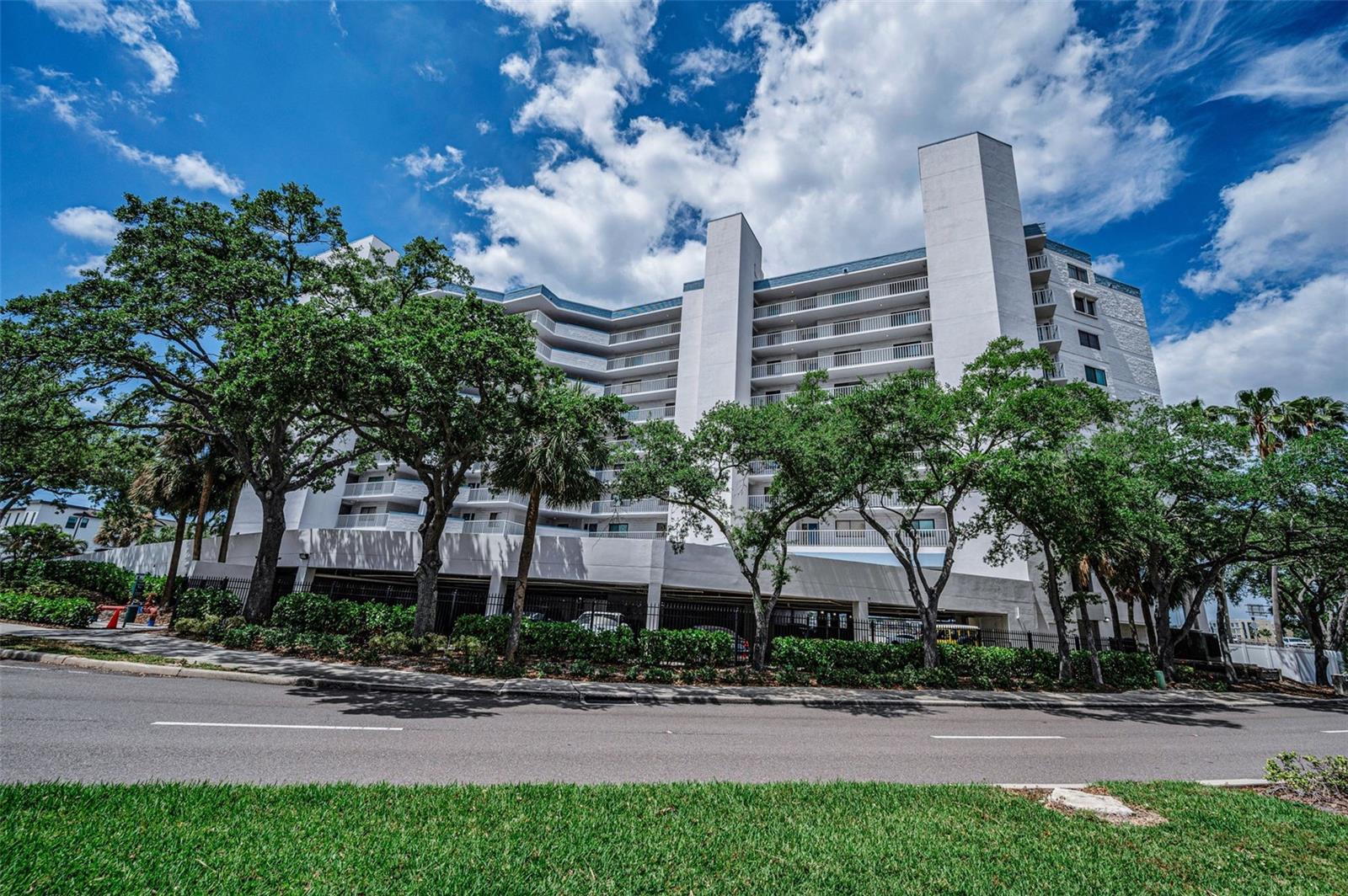 2 ADALIA AVE #605, TAMPA, FL, 33606