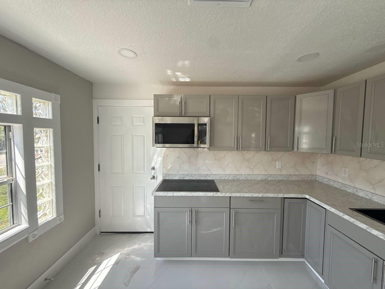 7211 N HIMES AVE, TAMPA, FL, 33614