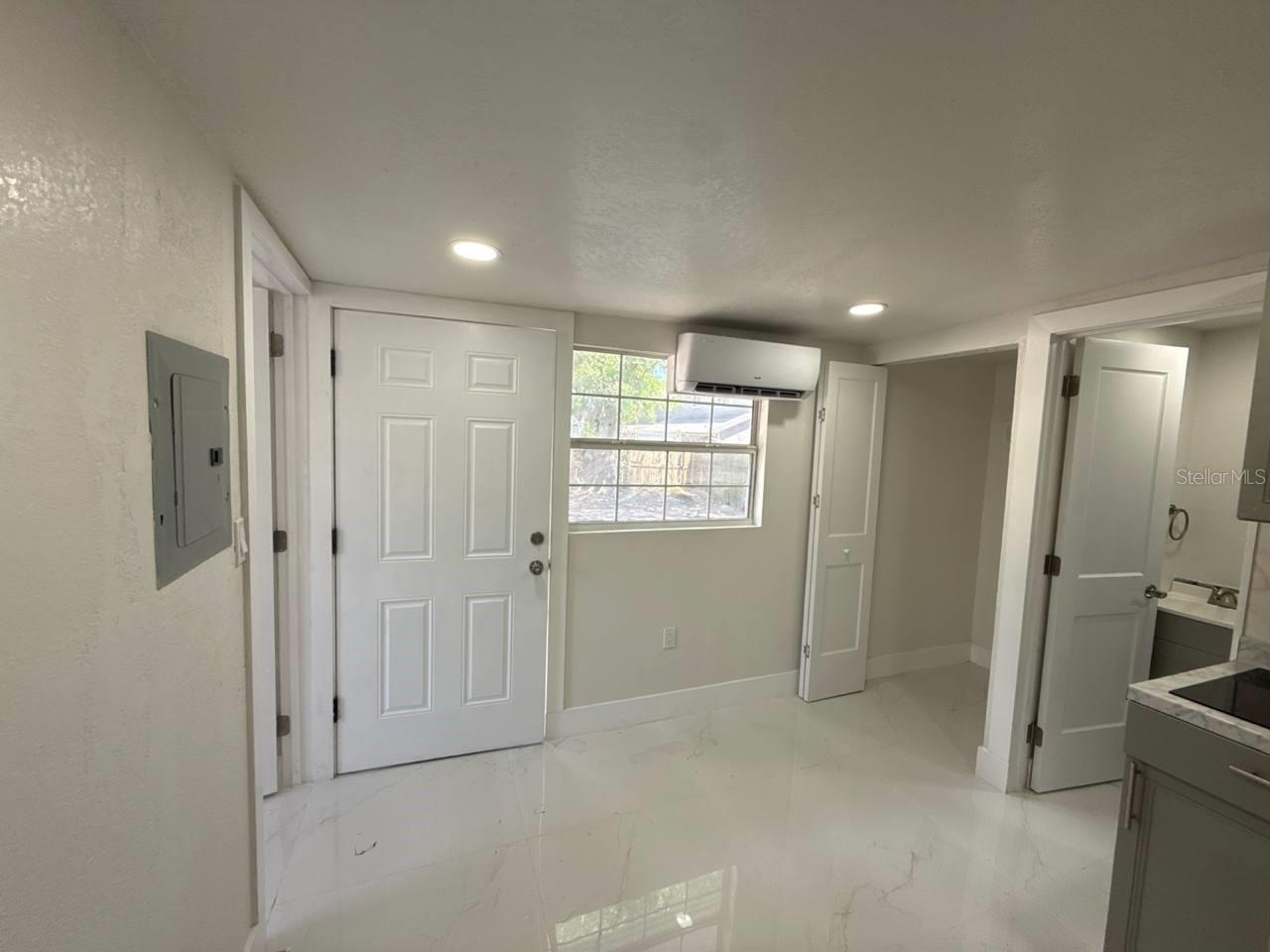 7211 N HIMES AVE, TAMPA, FL, 33614