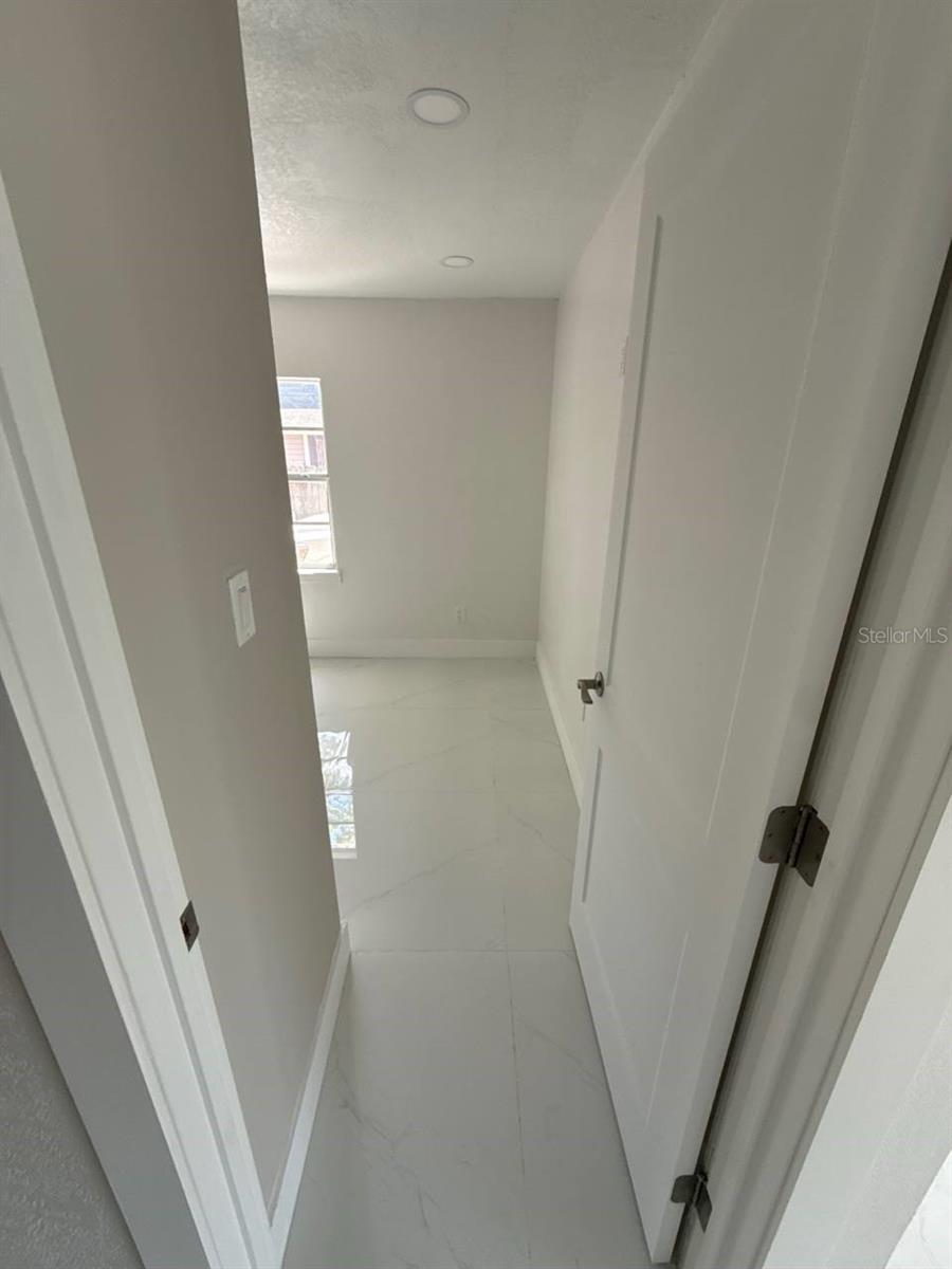 7211 N HIMES AVE, TAMPA, FL, 33614