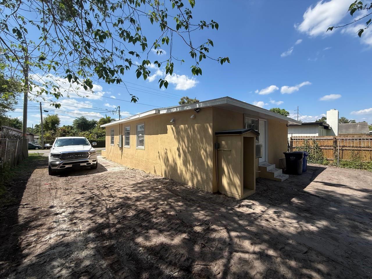 7211 N HIMES AVE, TAMPA, FL, 33614