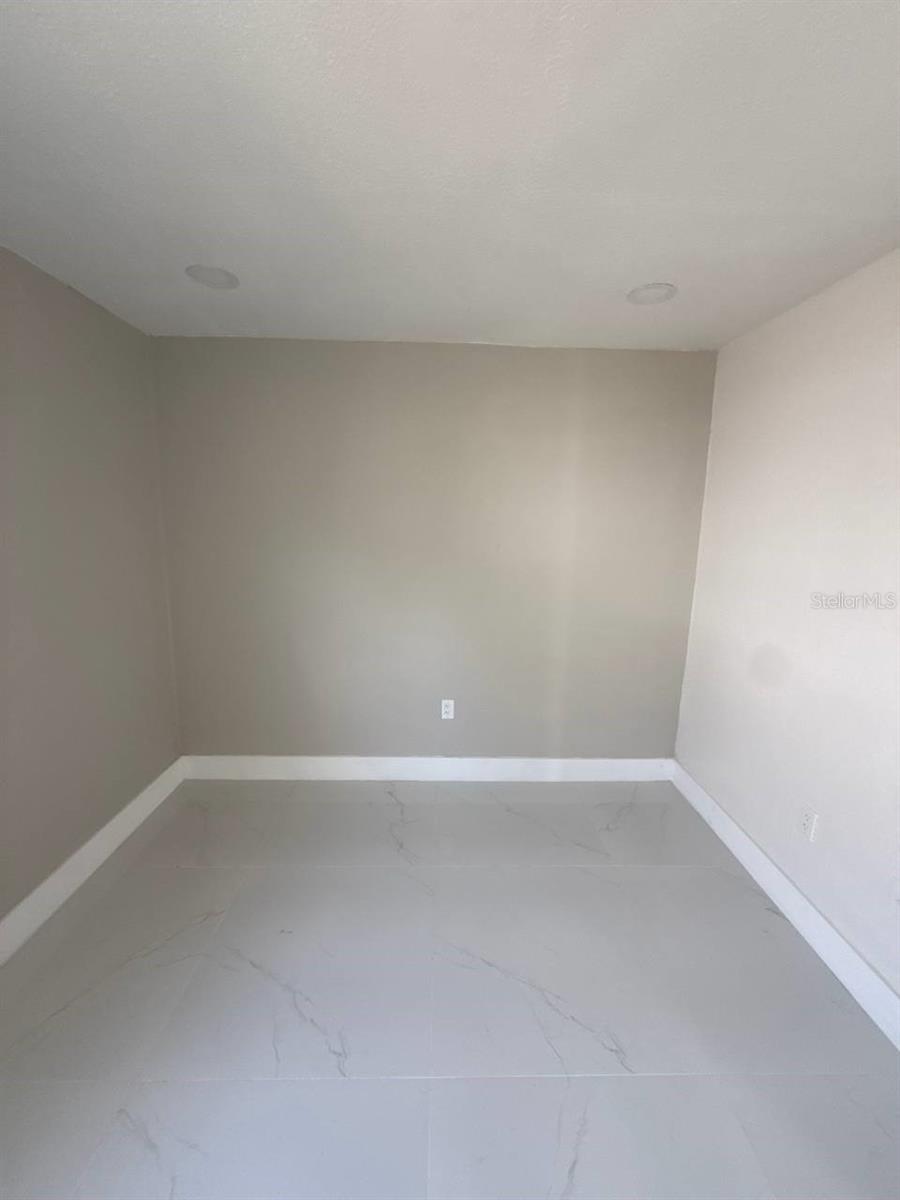 7211 N HIMES AVE, TAMPA, FL, 33614