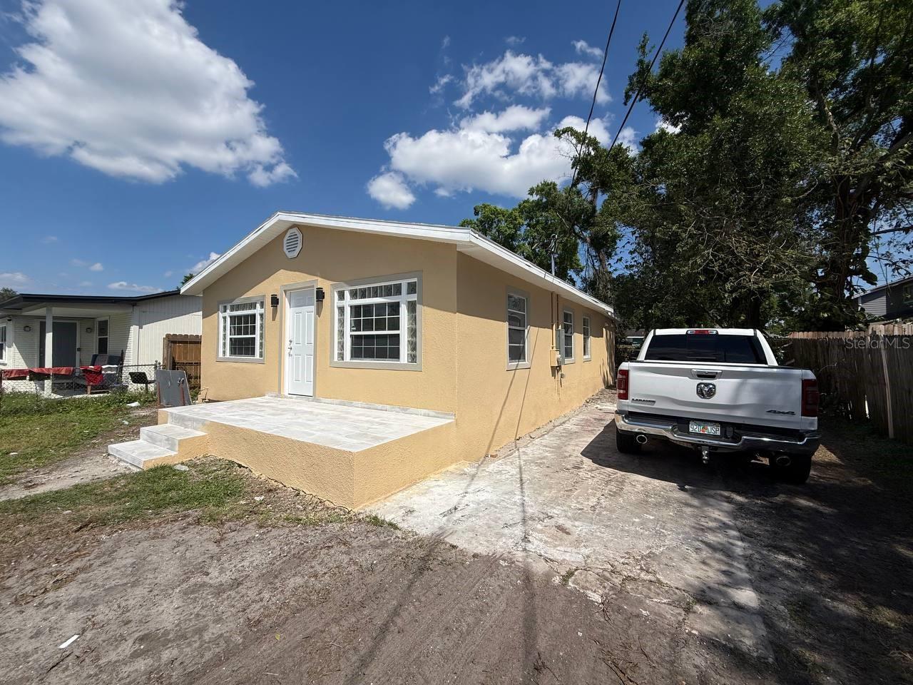 7211 N HIMES AVE, TAMPA, FL, 33614