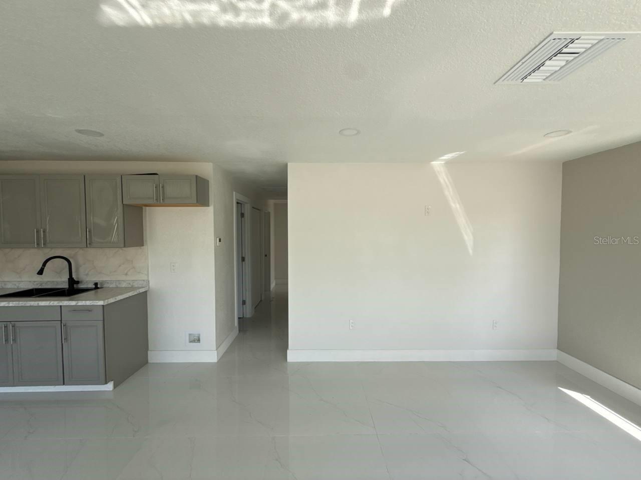 7211 N HIMES AVE, TAMPA, FL, 33614