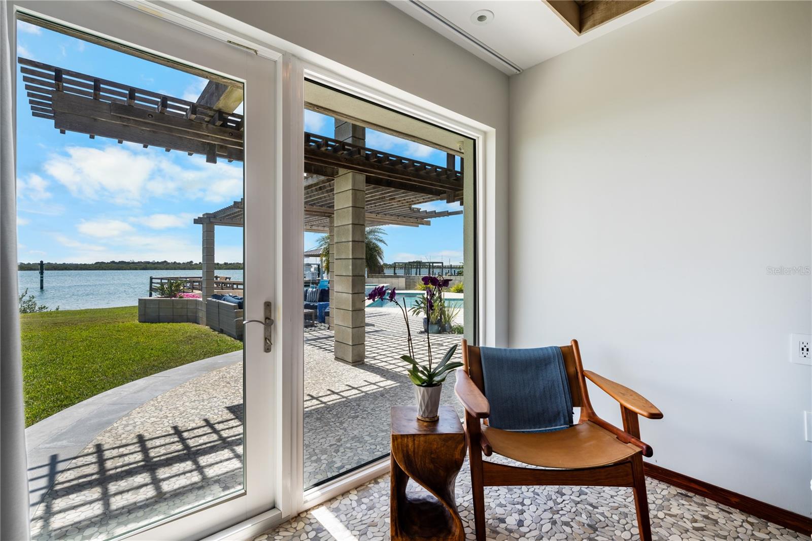 1800 N INDIAN RIVER RD, NEW SMYRNA BEACH, FL, 32169