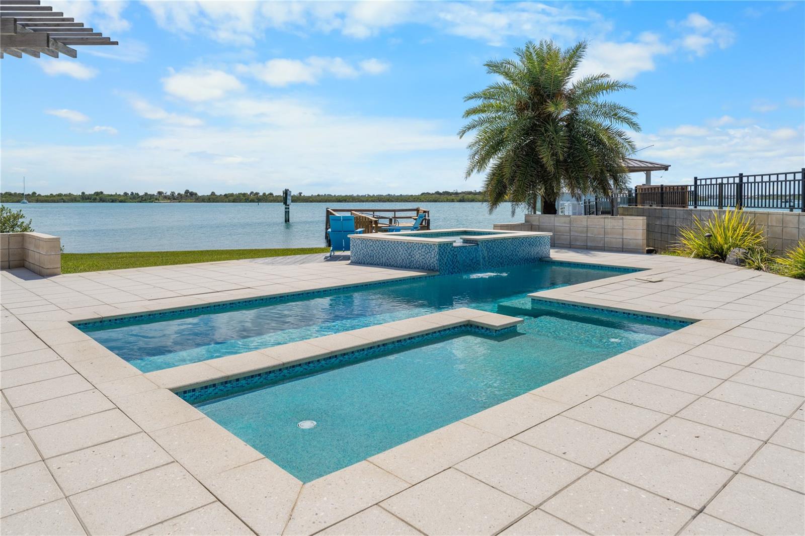 1800 N INDIAN RIVER RD, NEW SMYRNA BEACH, FL, 32169