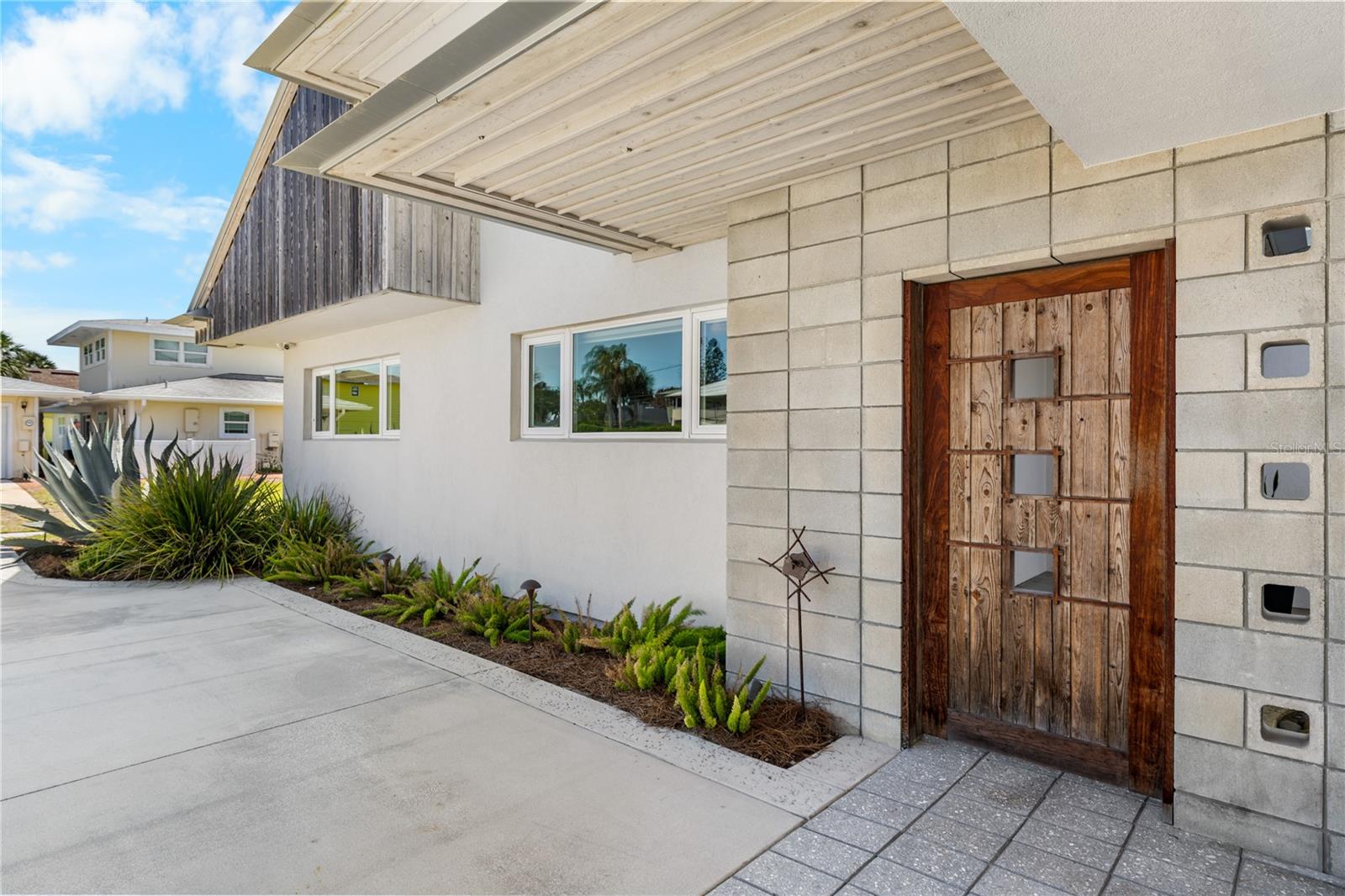 1800 N INDIAN RIVER RD, NEW SMYRNA BEACH, FL, 32169