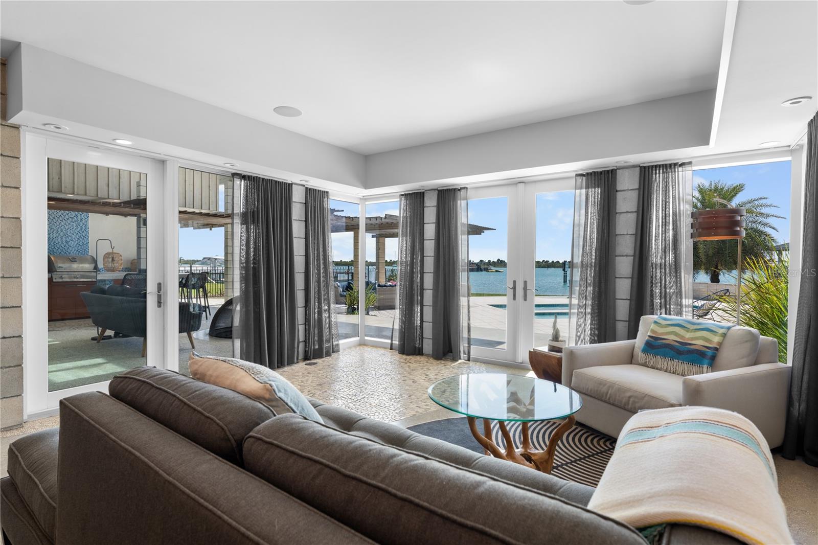 1800 N INDIAN RIVER RD, NEW SMYRNA BEACH, FL, 32169