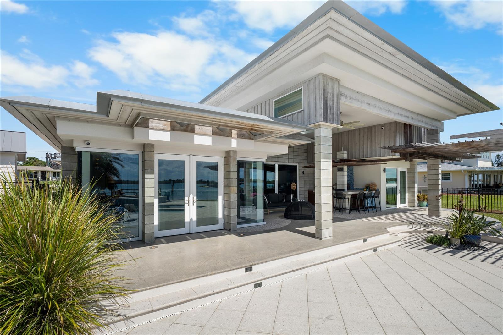 1800 N INDIAN RIVER RD, NEW SMYRNA BEACH, FL, 32169