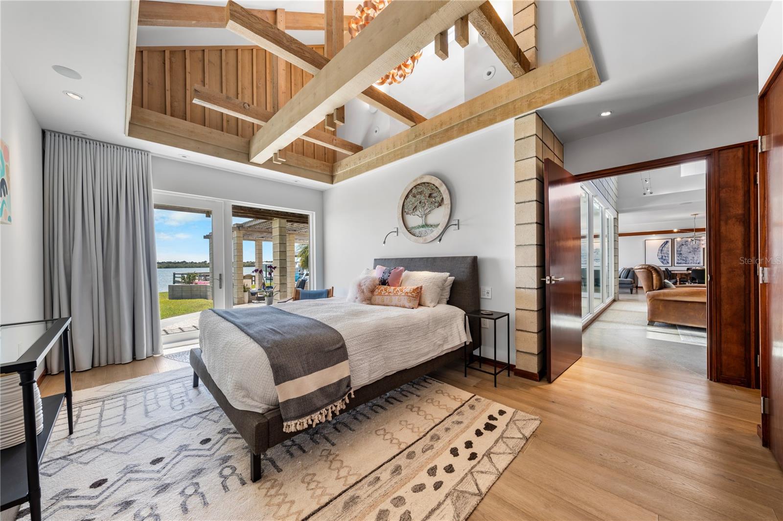 1800 N INDIAN RIVER RD, NEW SMYRNA BEACH, FL, 32169