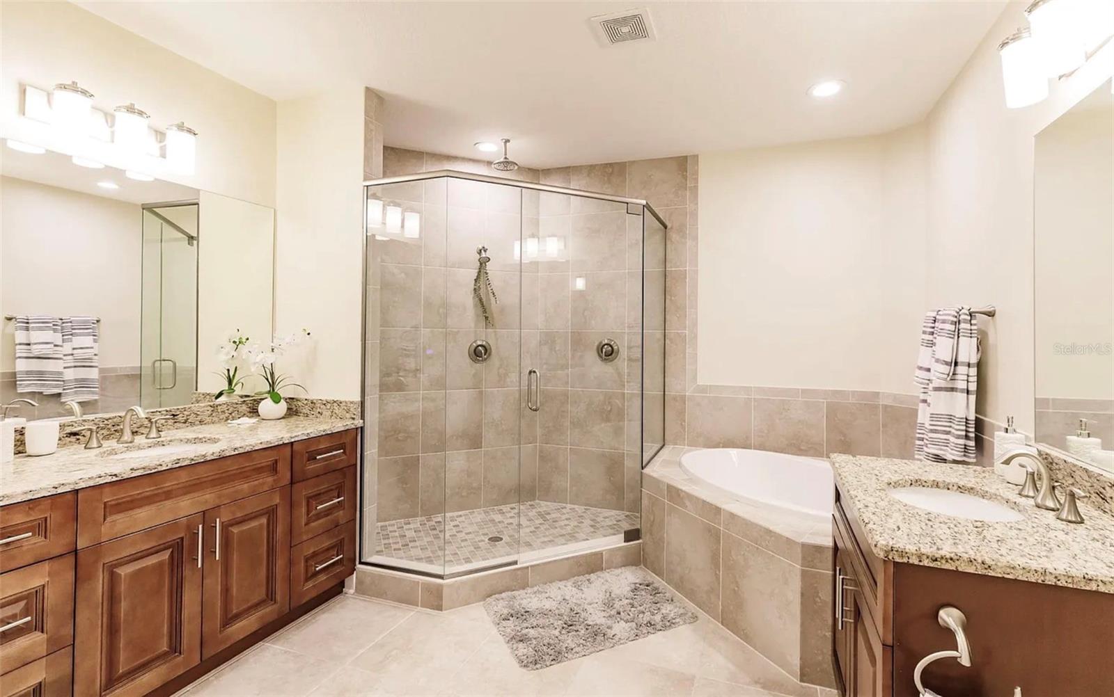 7840 34TH AVE W #102, BRADENTON, FL, 34209