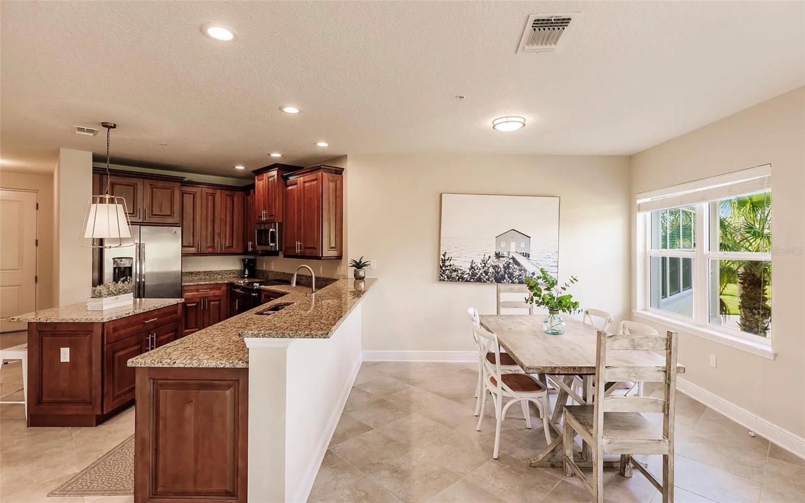 7840 34TH AVE W #102, BRADENTON, FL, 34209