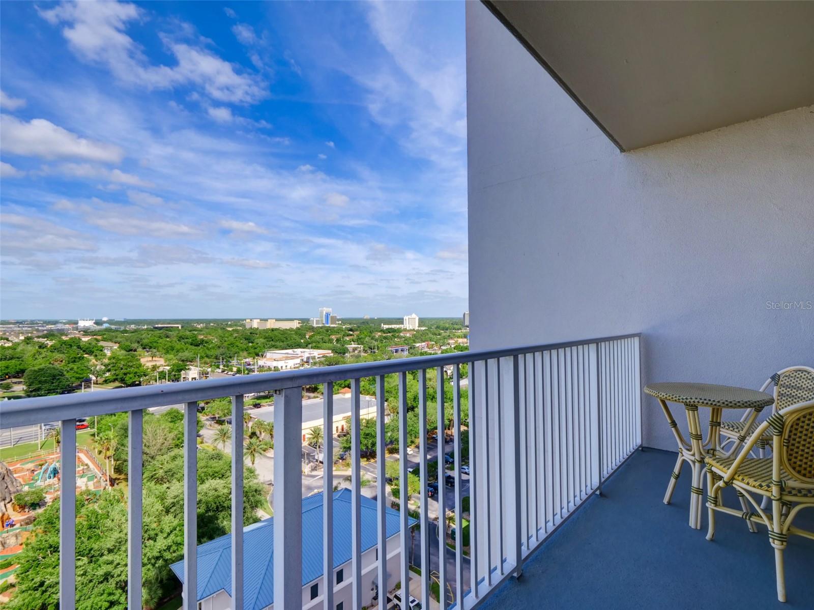 13427 BLUE HERON BEACH DR., ORLANDO, FL, 32821