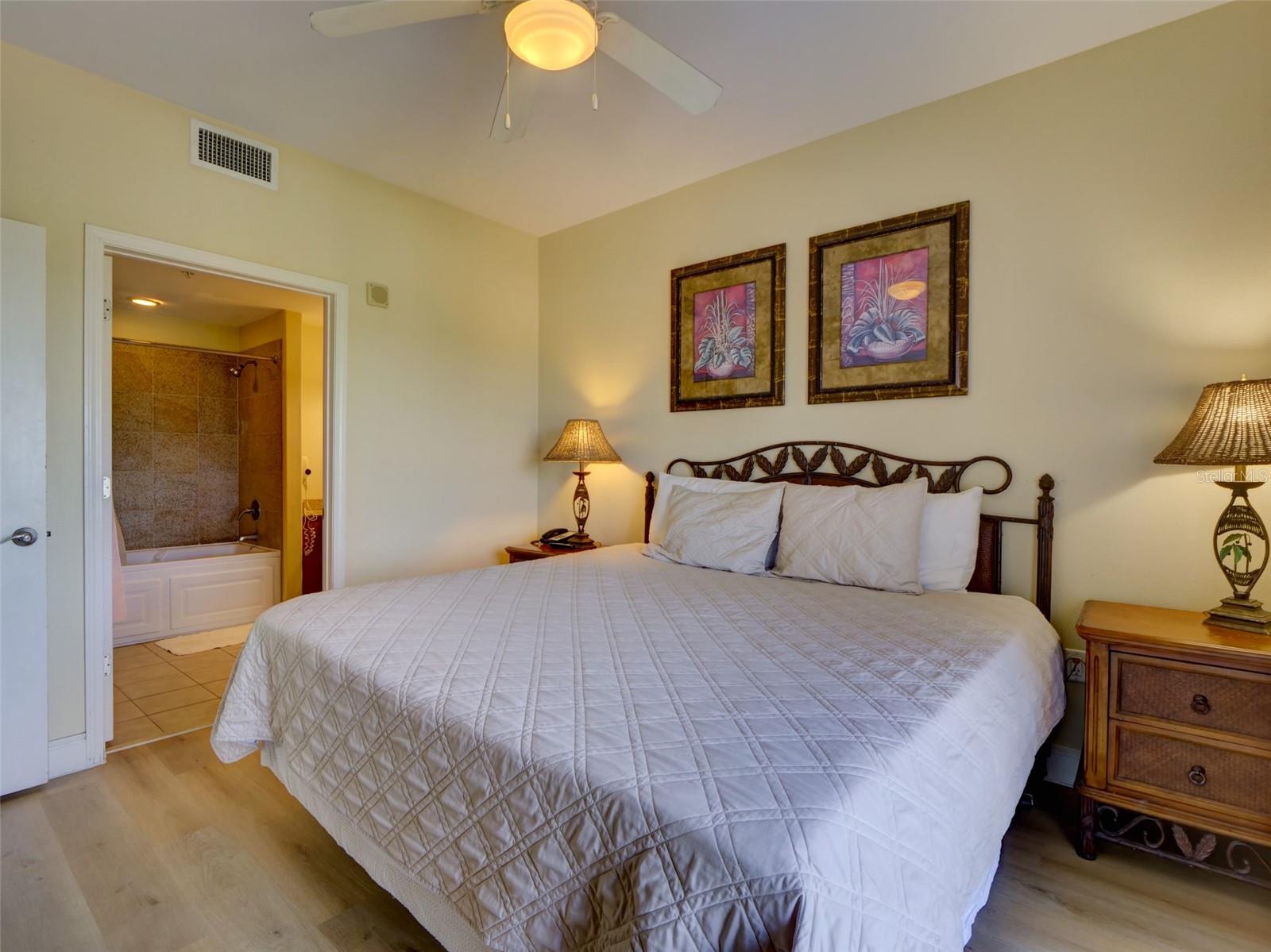 13427 BLUE HERON BEACH DR., ORLANDO, FL, 32821