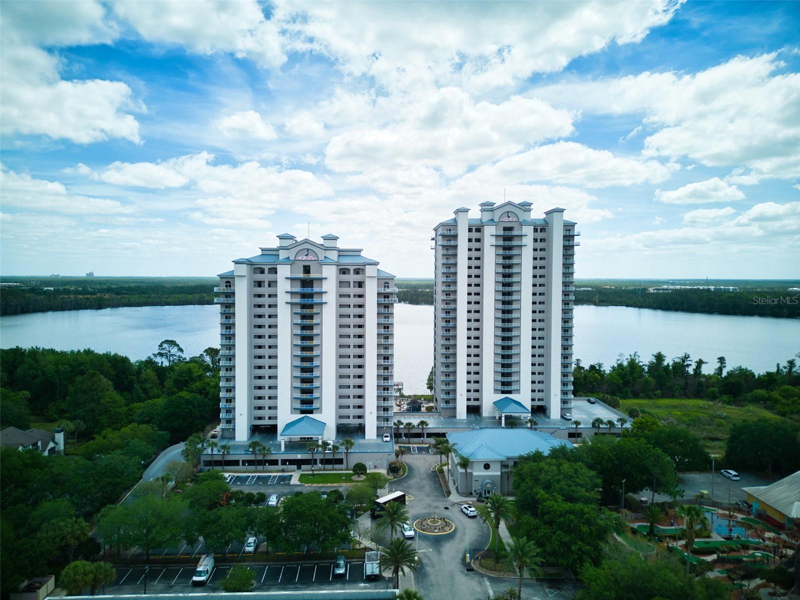 13427 BLUE HERON BEACH DR., ORLANDO, FL, 32821