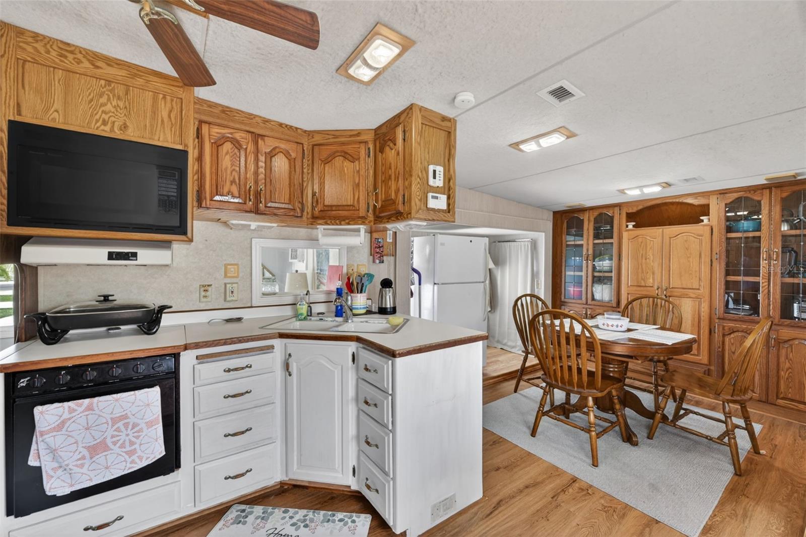 1306 TROUT, PUNTA GORDA, FL, 33950