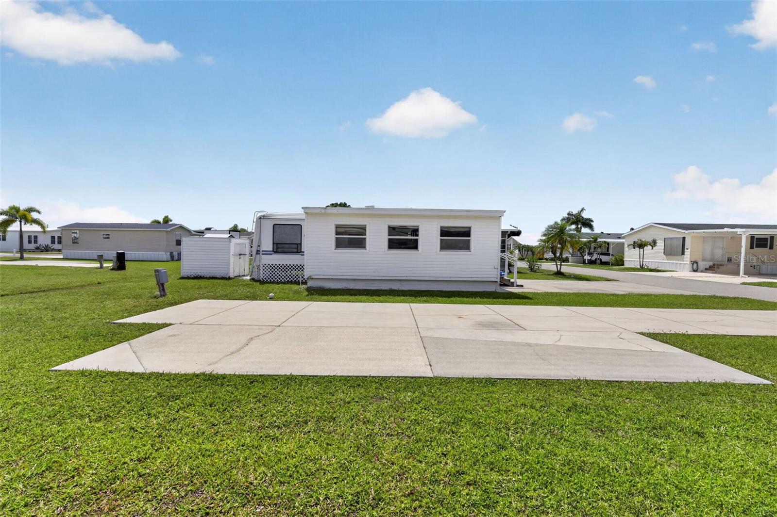 1306 TROUT, PUNTA GORDA, FL, 33950