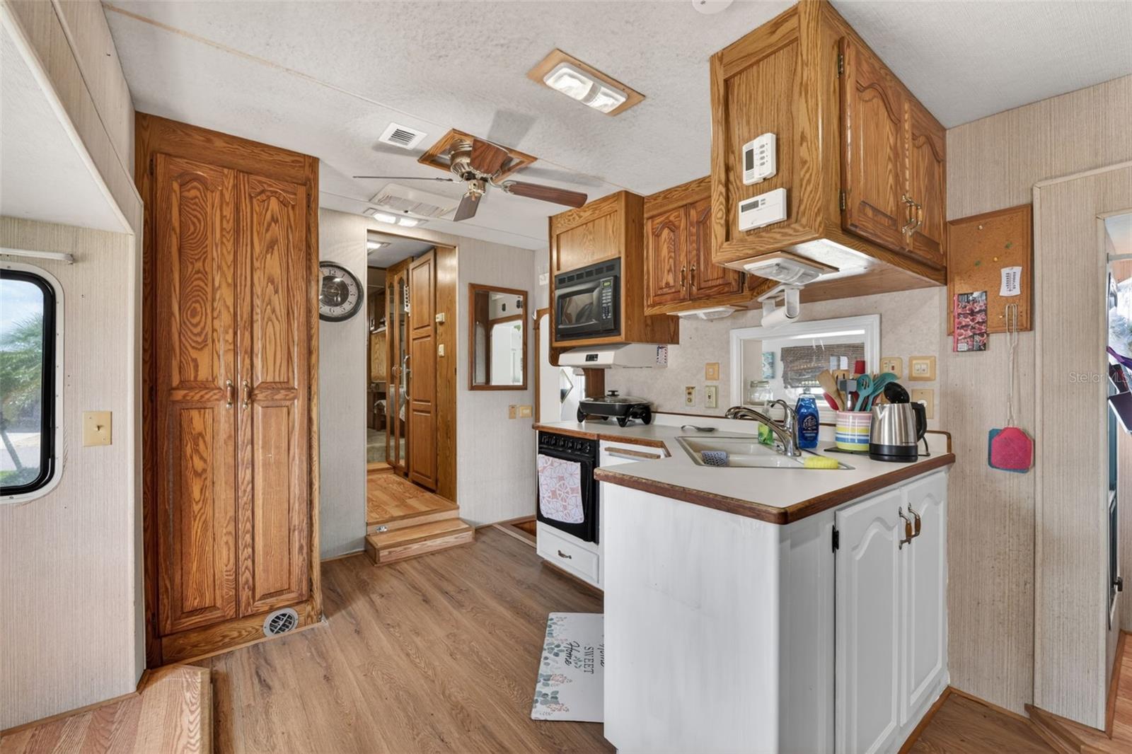 1306 TROUT, PUNTA GORDA, FL, 33950