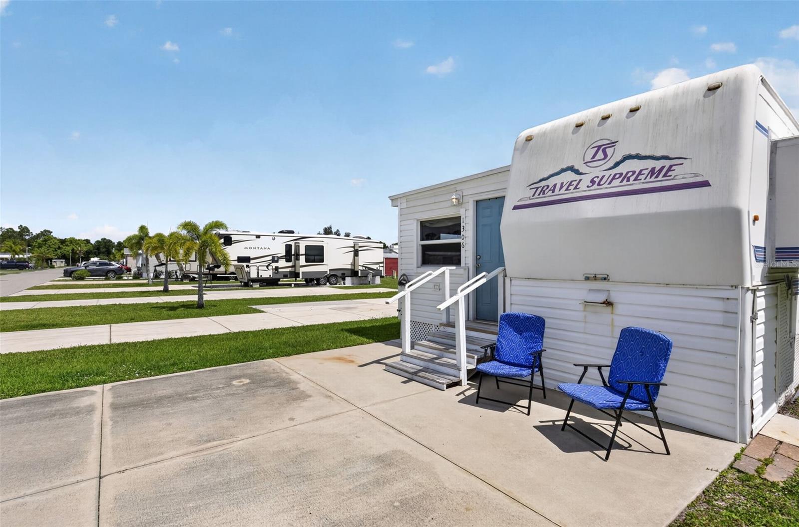 1306 TROUT, PUNTA GORDA, FL, 33950