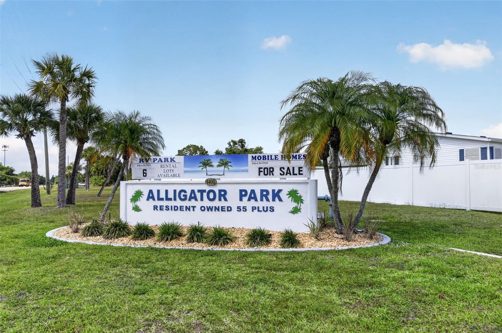 1306 TROUT, PUNTA GORDA, FL, 33950