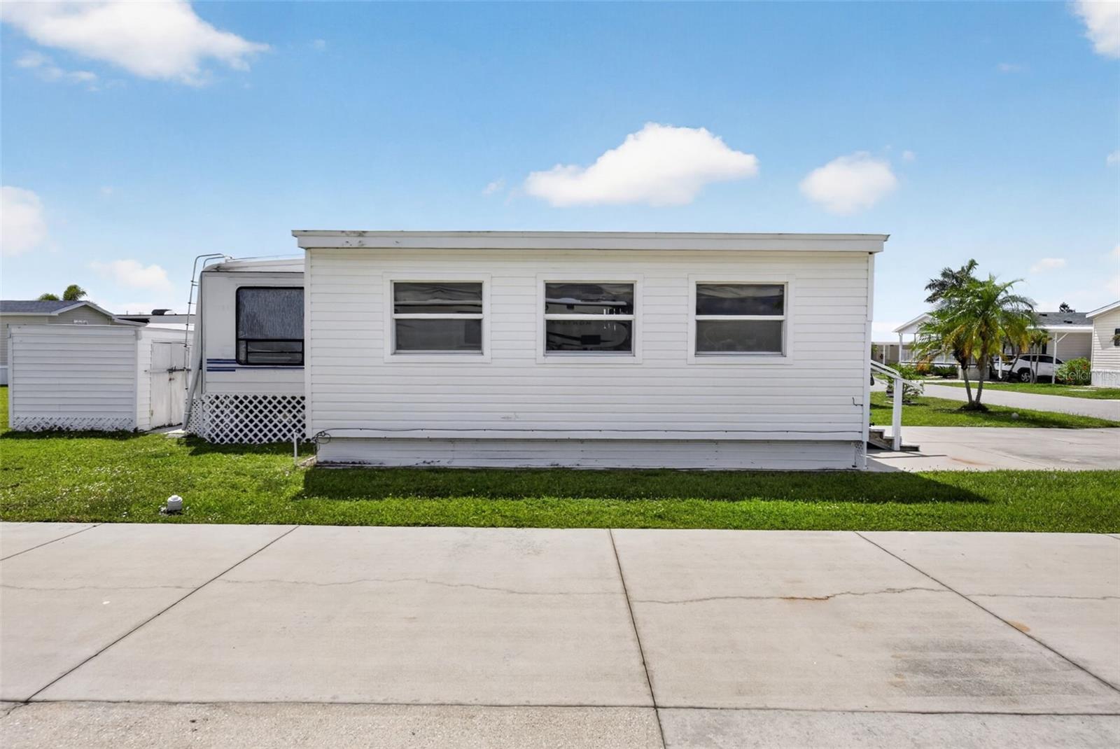 1306 TROUT, PUNTA GORDA, FL, 33950