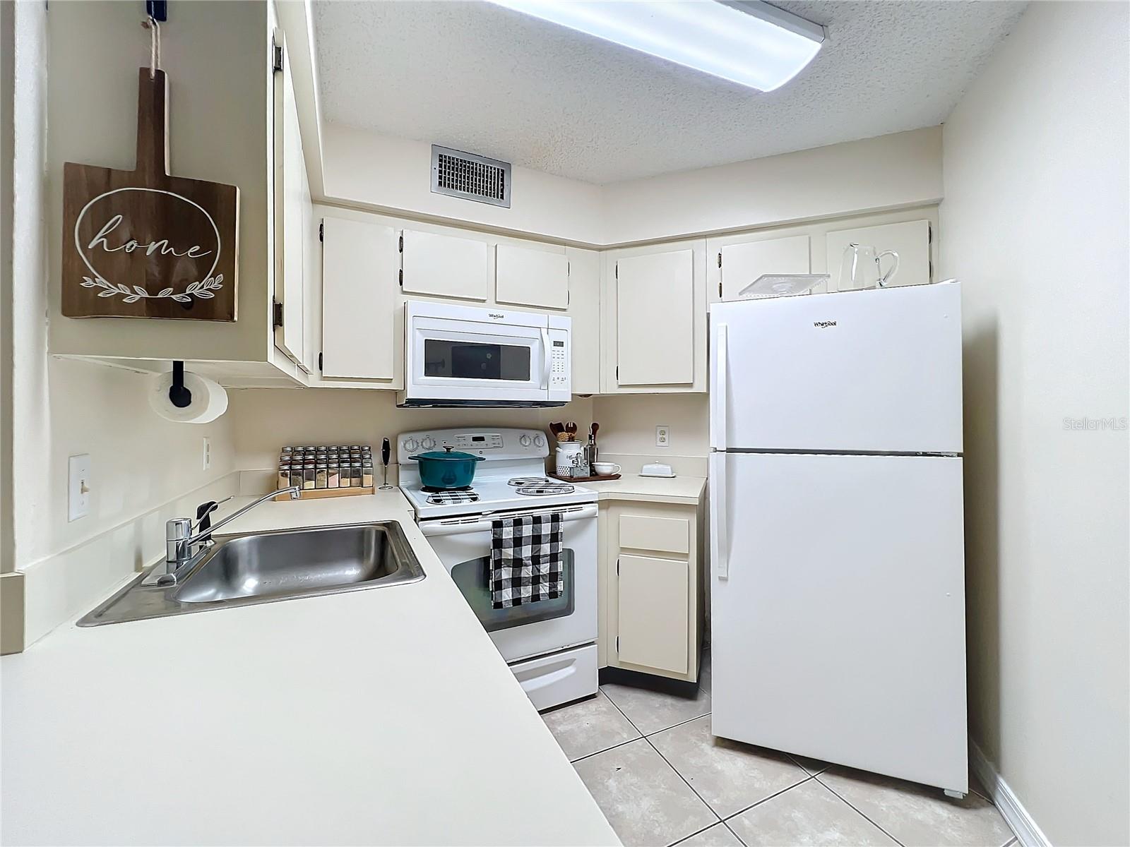 SOUTHPOINTE CONDO, ORLANDO, FL, 32822