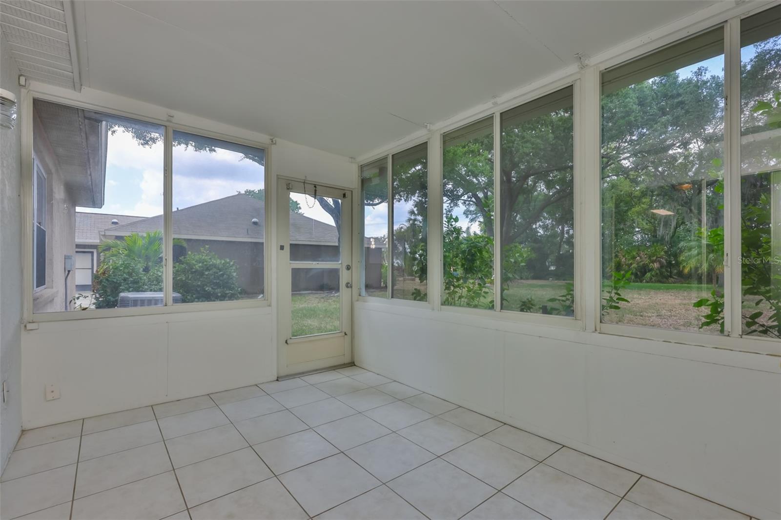 1414 BLUEWATER DR, SUN CITY CENTER, FL, 33573