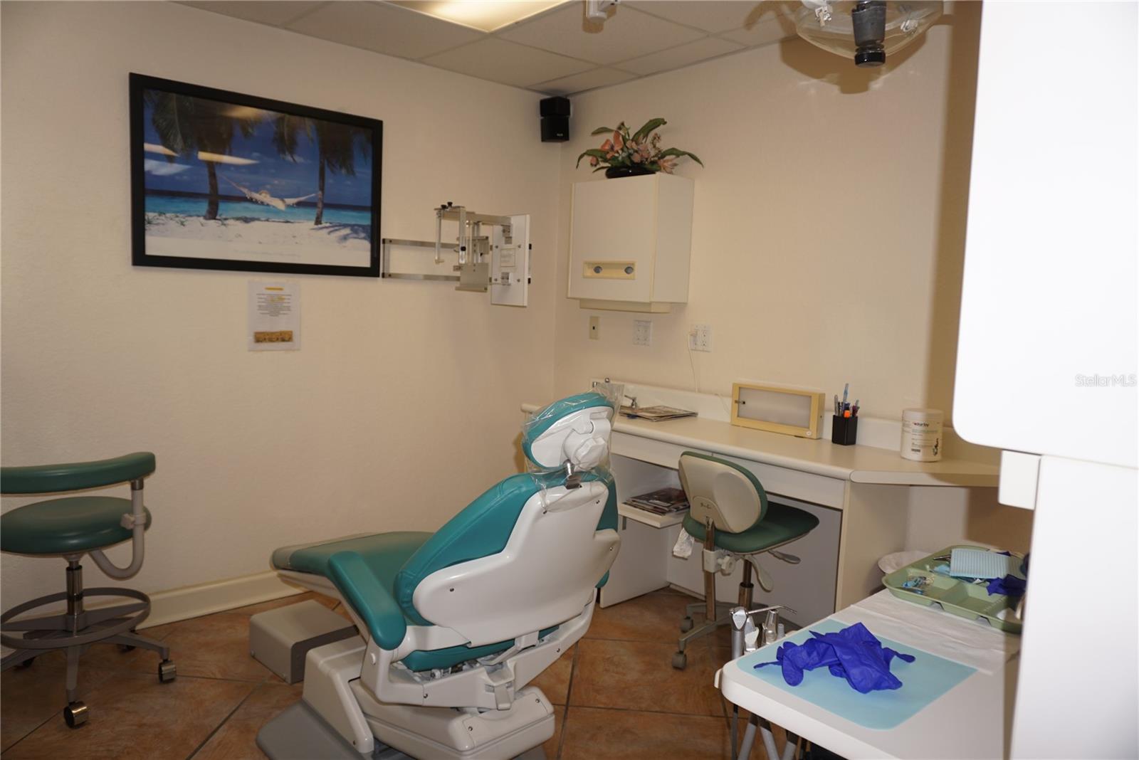 2910 W WATERS AVE, TAMPA, FL, 33614