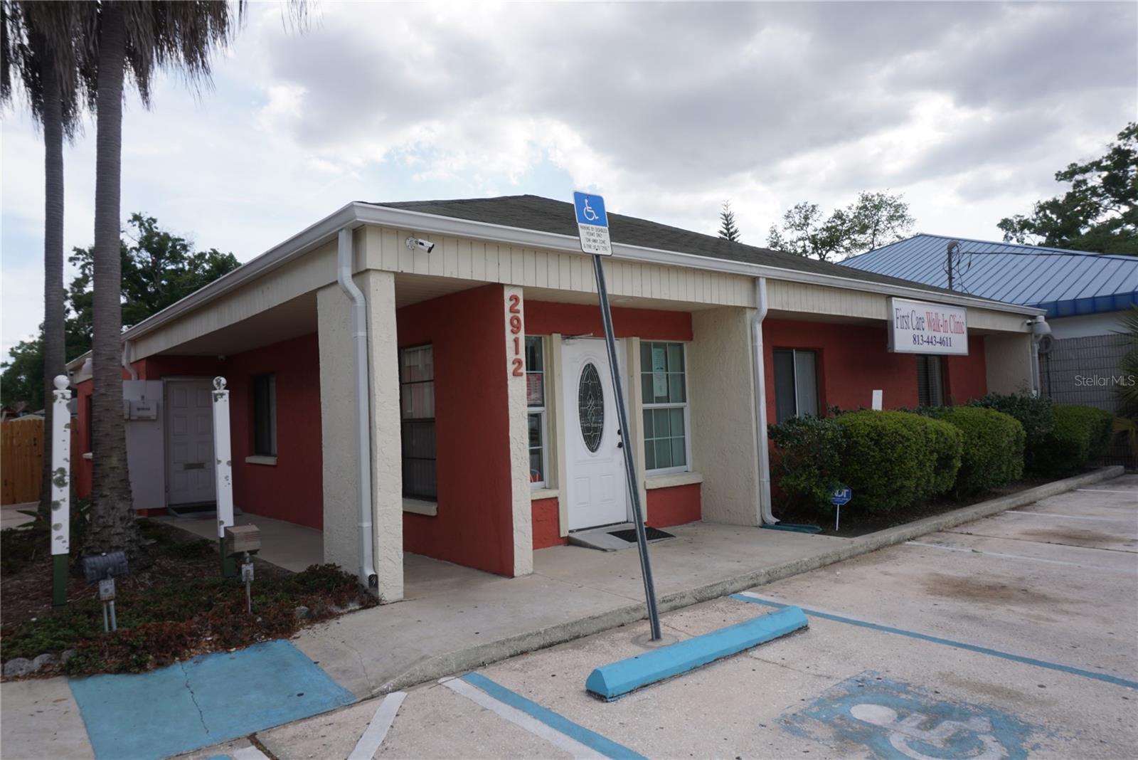 2910 W WATERS AVE, TAMPA, FL, 33614