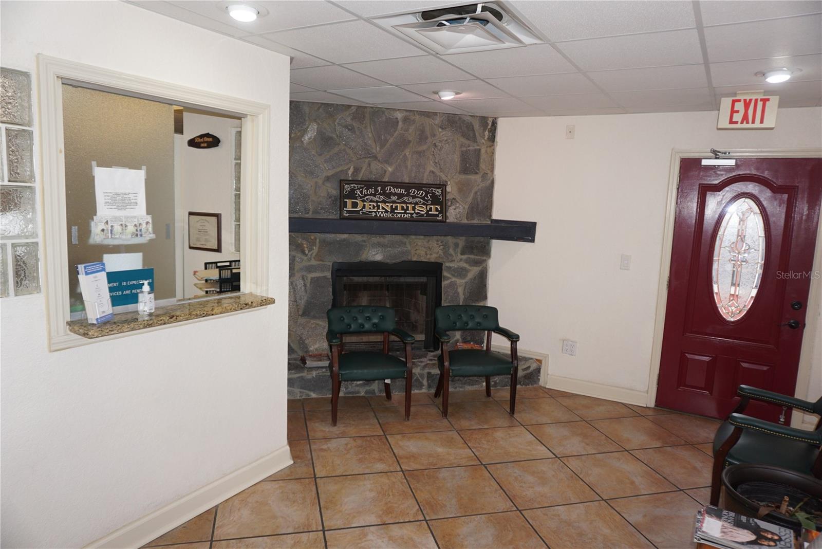 2910 W WATERS AVE, TAMPA, FL, 33614