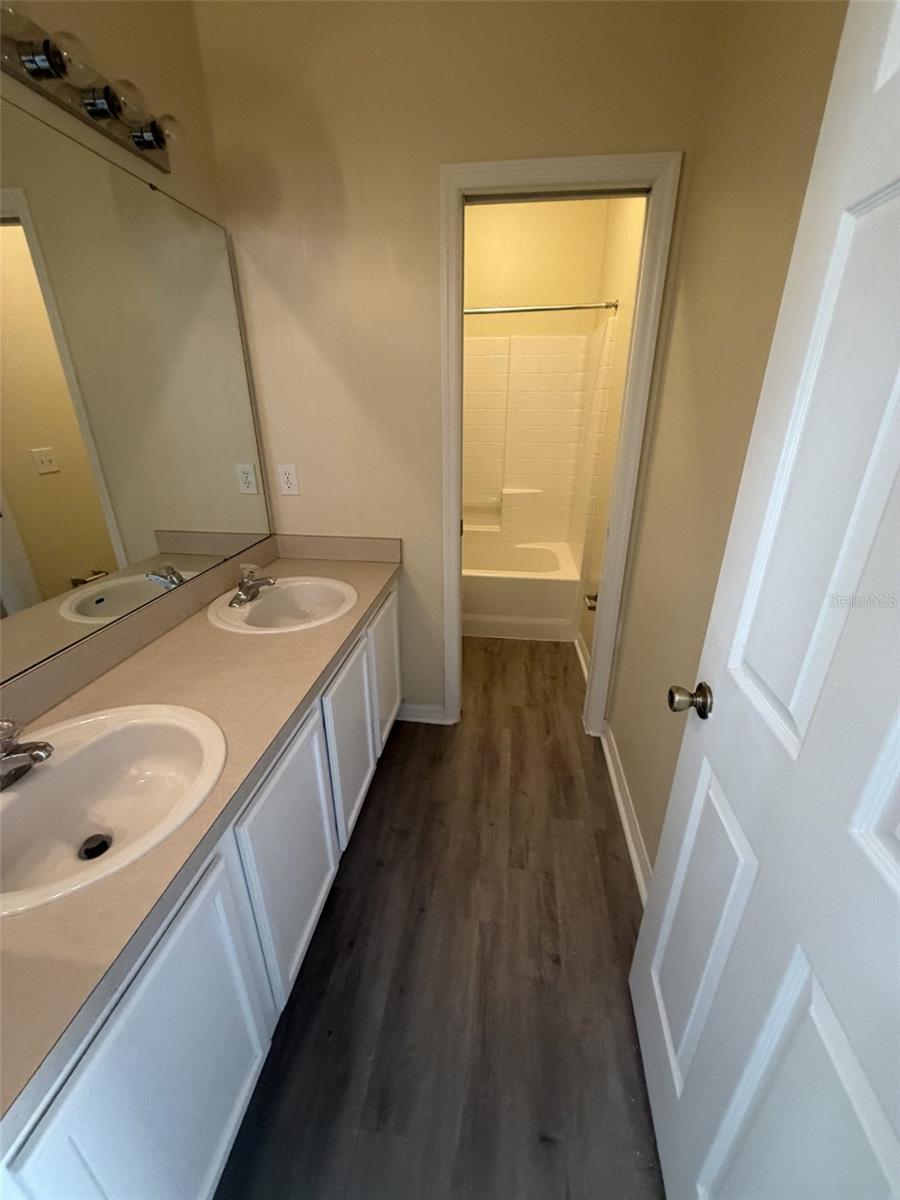 311 SUNSET VIEW DR, DAVENPORT, FL, 33837