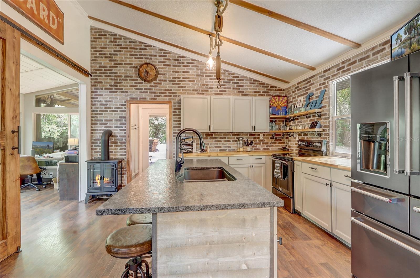 16116 HAMILTON DR, ORLANDO, FL, 32833