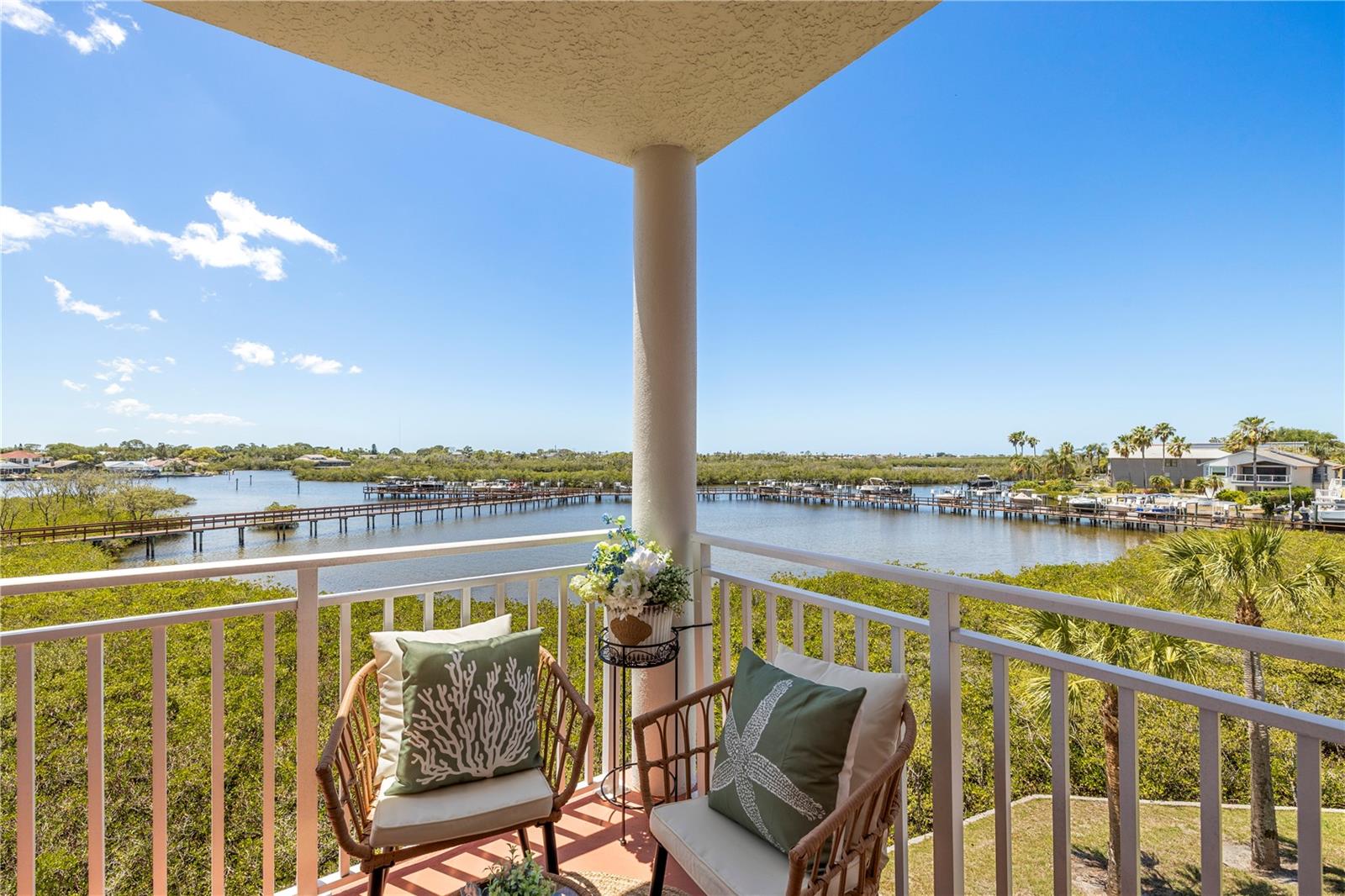4516 SEAGULL DR #302, NEW PORT RICHEY, FL, 34652