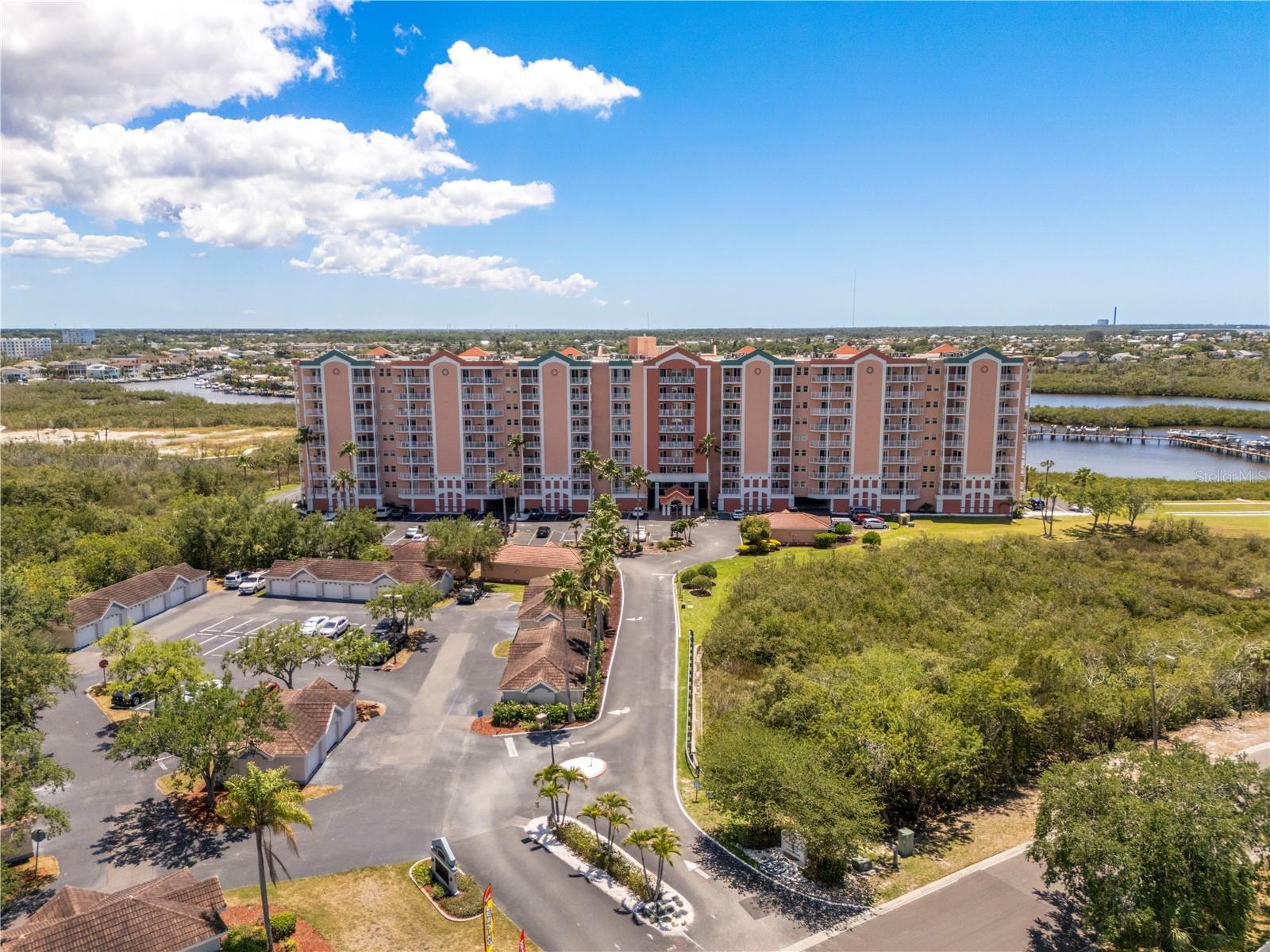 4516 SEAGULL DR #302, NEW PORT RICHEY, FL, 34652