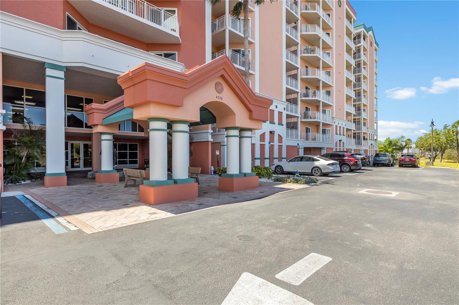 4516 SEAGULL DR #302, NEW PORT RICHEY, FL, 34652