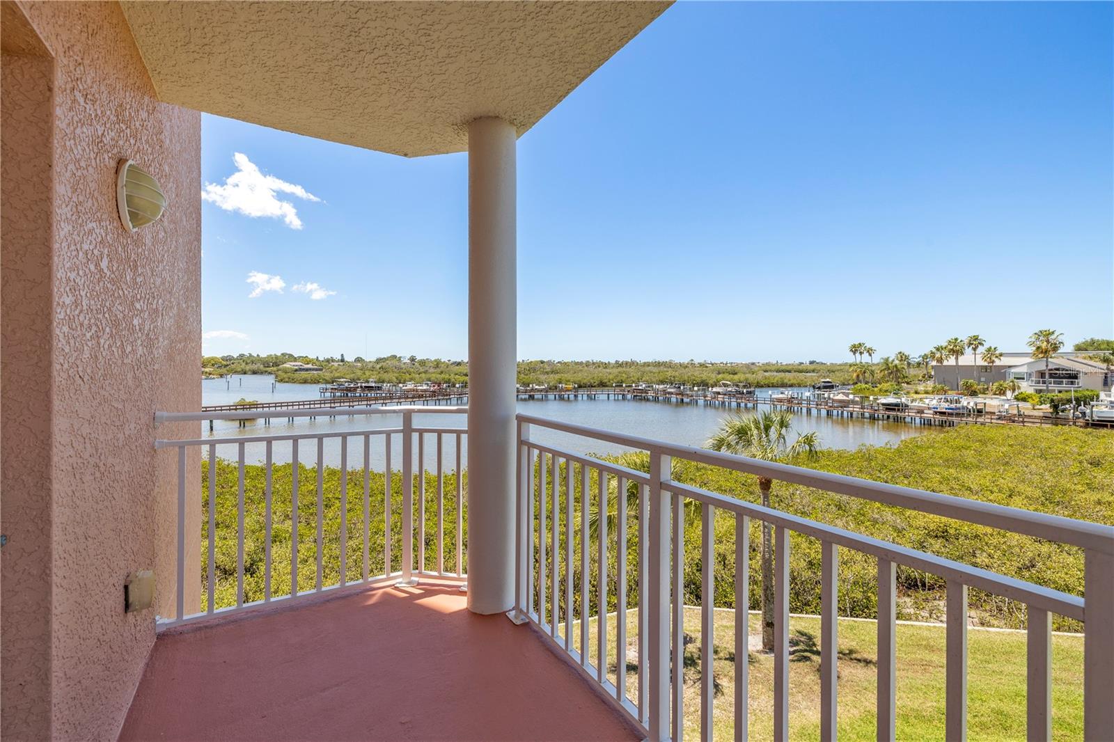 4516 SEAGULL DR #302, NEW PORT RICHEY, FL, 34652