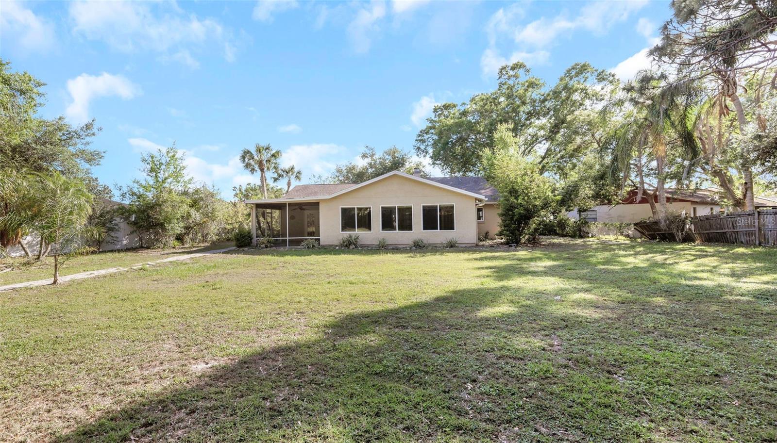 4101 WINDTREE DR, TAMPA, FL, 33624