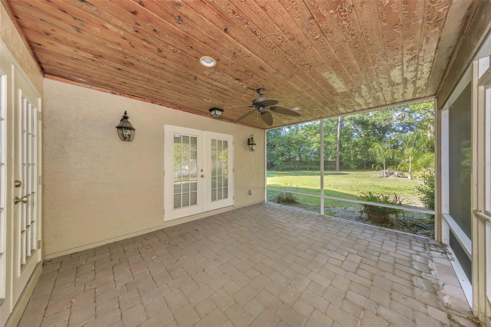 4101 WINDTREE DR, TAMPA, FL, 33624