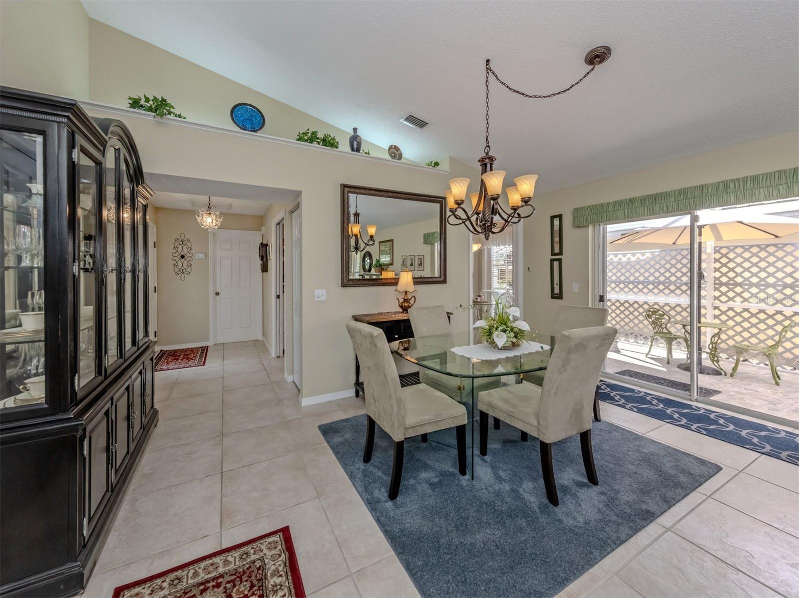 525 CLUBSIDE CIRCLE CIR #53, VENICE, FL, 34293