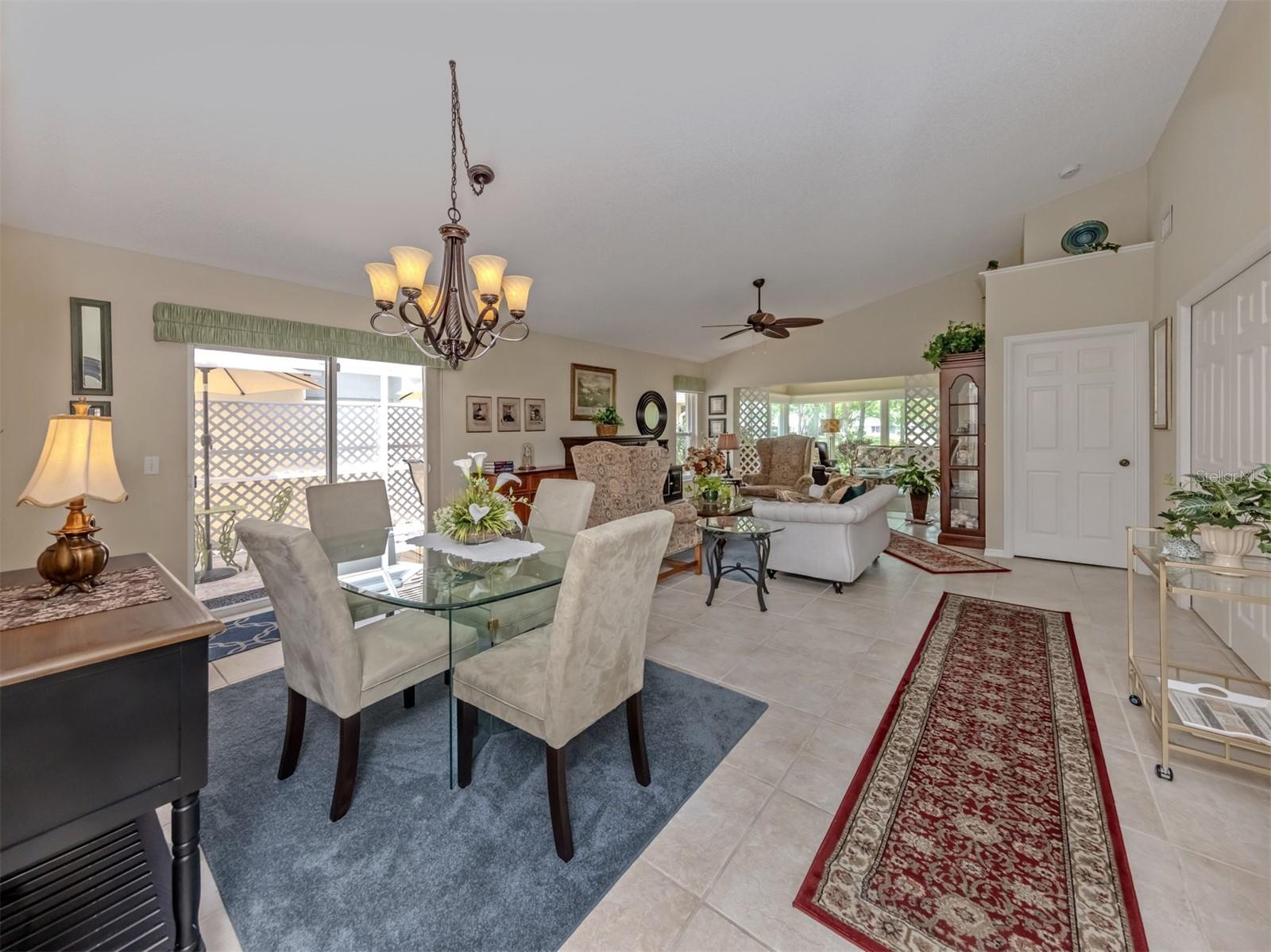 525 CLUBSIDE CIRCLE CIR #53, VENICE, FL, 34293