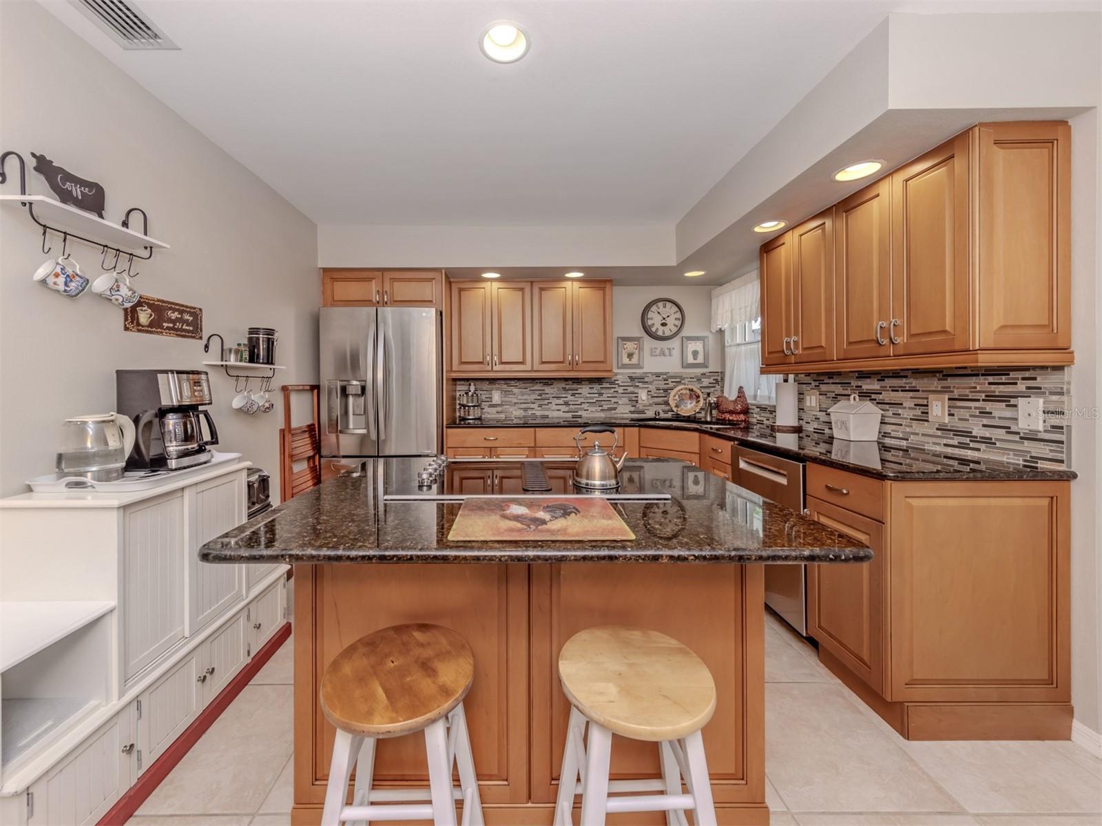 525 CLUBSIDE CIRCLE CIR #53, VENICE, FL, 34293