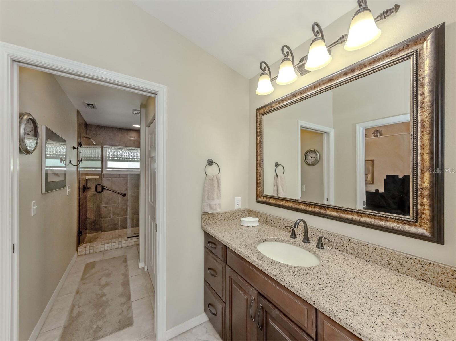 525 CLUBSIDE CIRCLE CIR #53, VENICE, FL, 34293