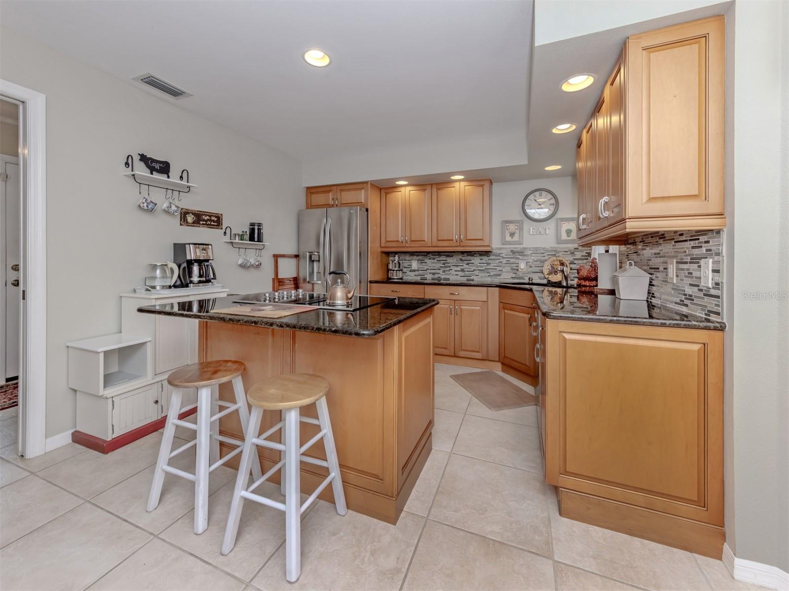 525 CLUBSIDE CIRCLE CIR #53, VENICE, FL, 34293