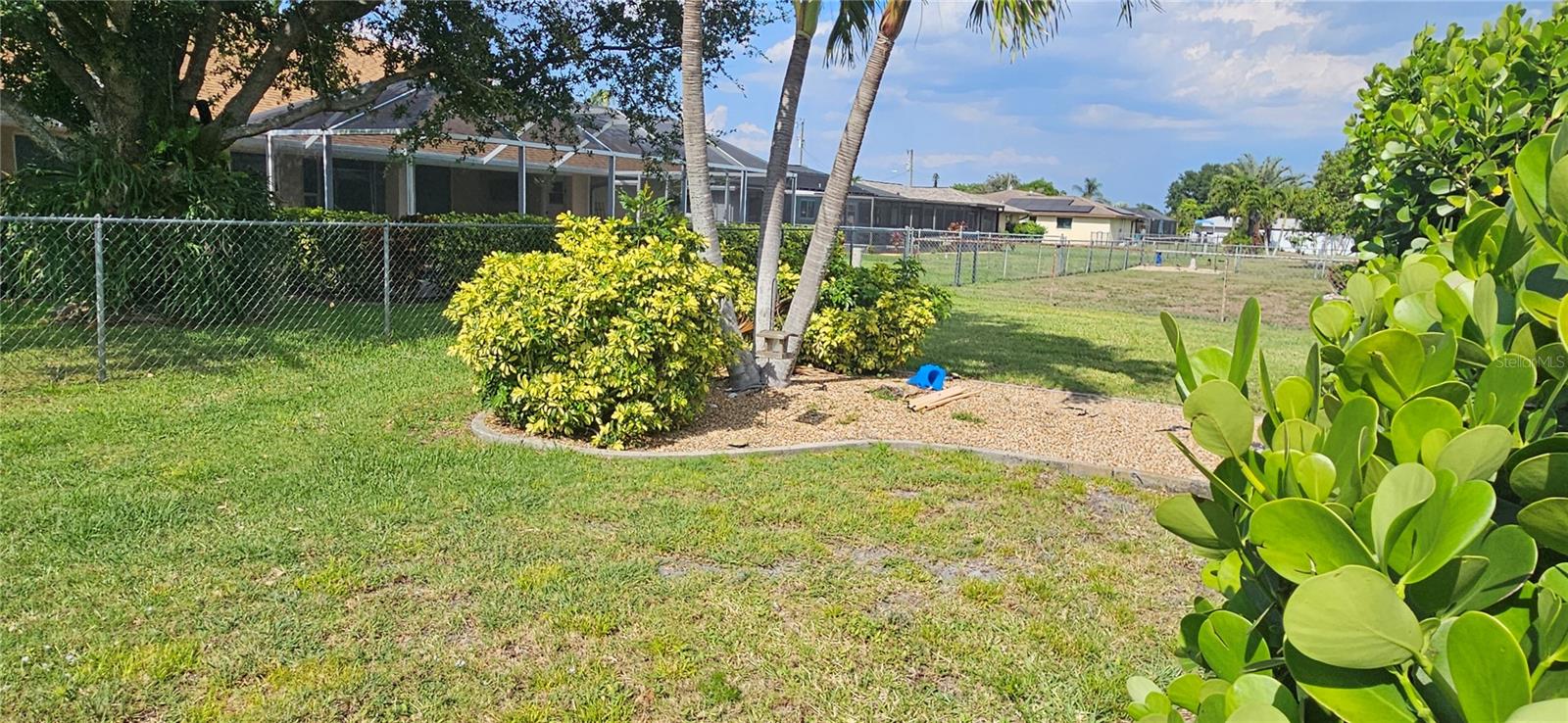1823 SE 15TH ST, CAPE CORAL, FL, 33990