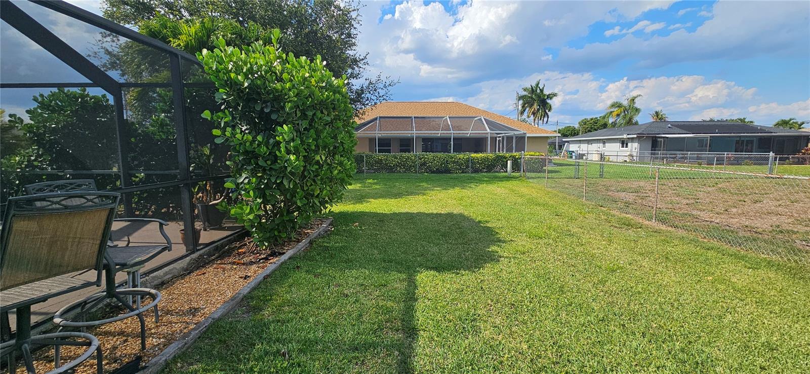 1823 SE 15TH ST, CAPE CORAL, FL, 33990
