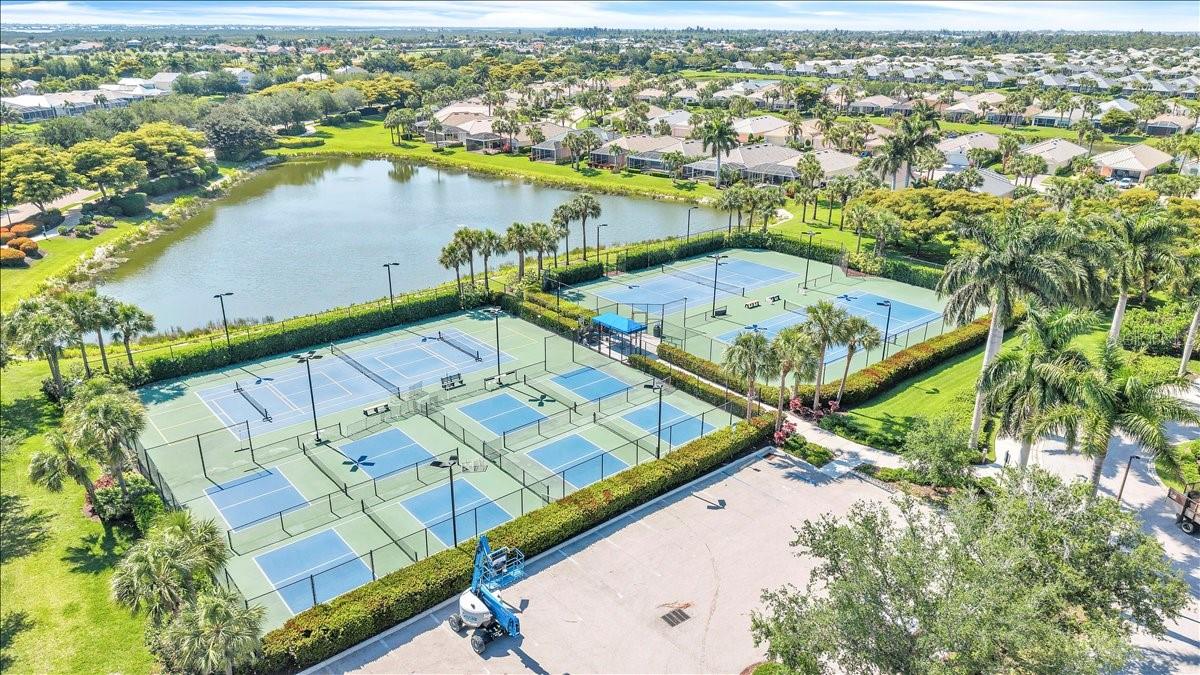 2615 VAREO CT, CAPE CORAL, FL, 33991