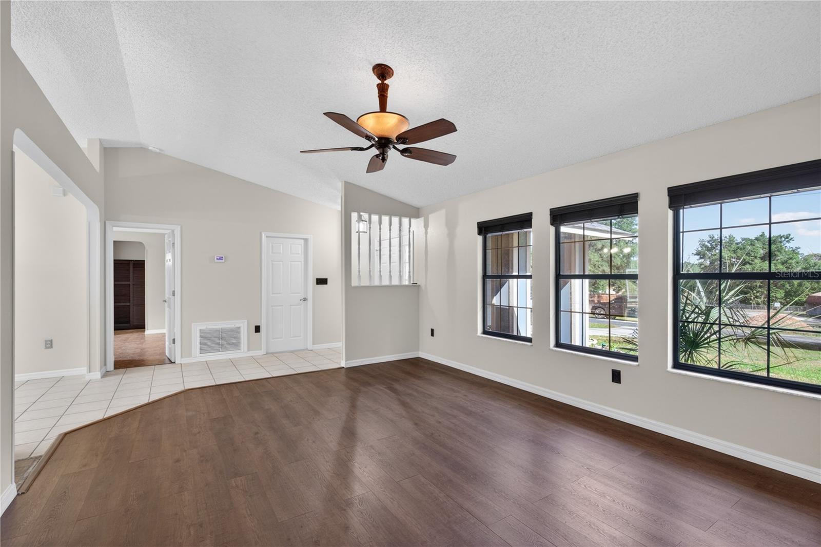 25302 GLEN EAGLES ST, SORRENTO, FL, 32776