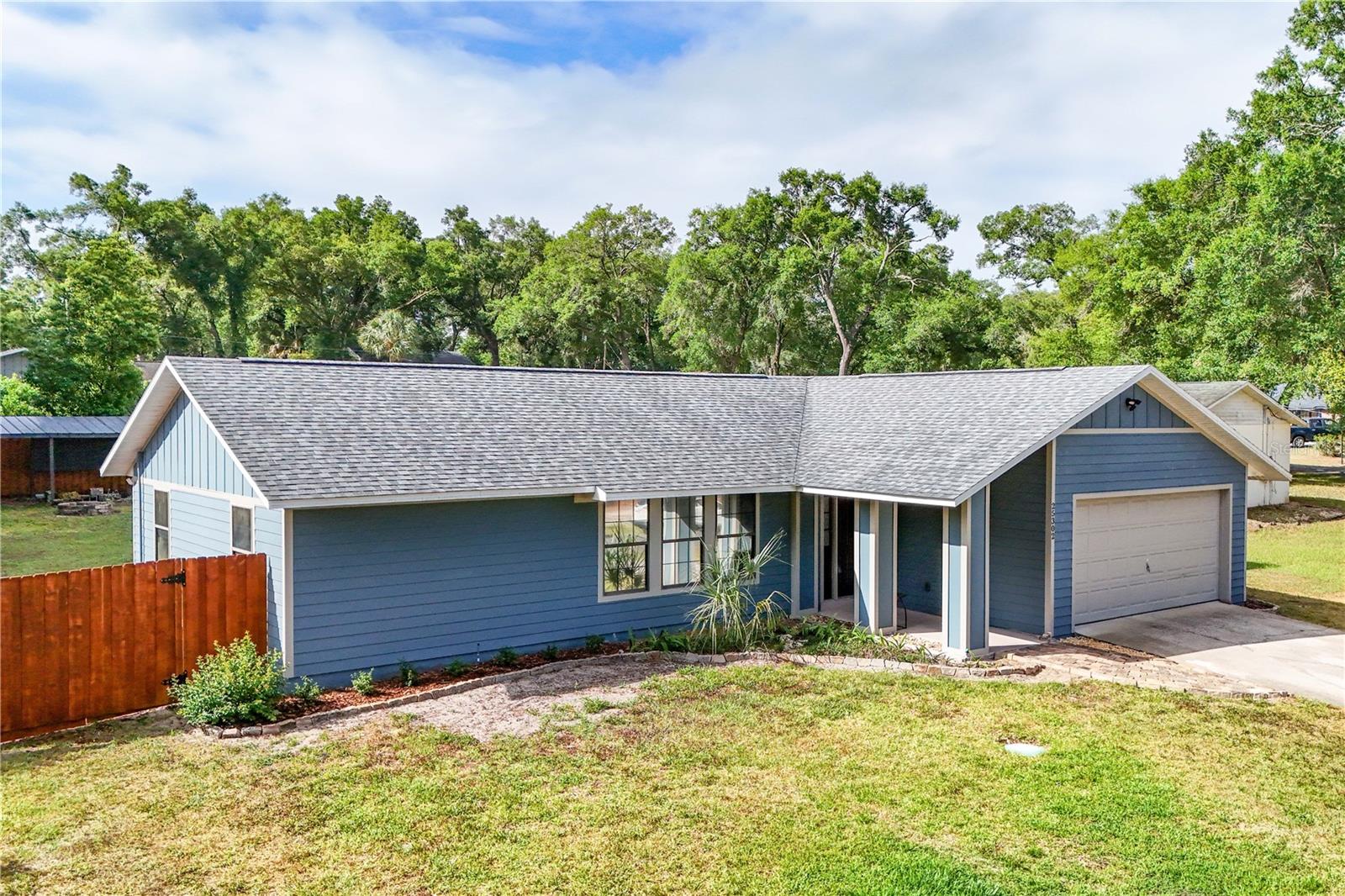 25302 GLEN EAGLES ST, SORRENTO, FL, 32776