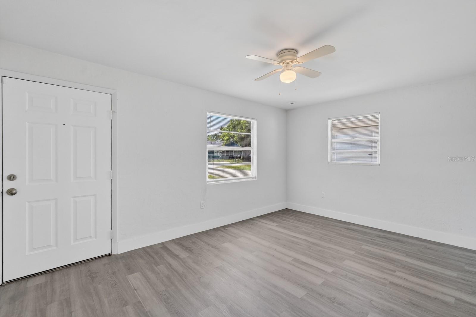 2425 ANASTASIA DR, SOUTH DAYTONA, FL, 32119