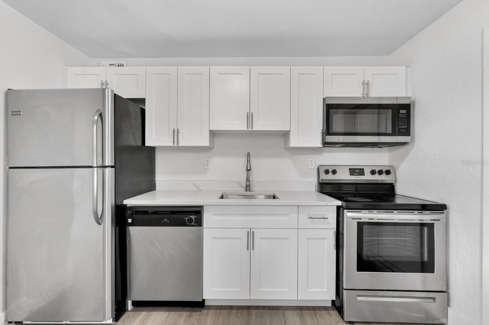 2425 ANASTASIA DR, SOUTH DAYTONA, FL, 32119